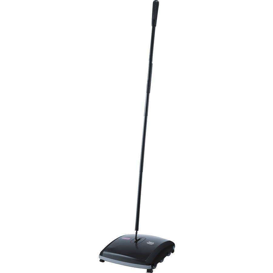 Rubbermaid Commercial Dual Action Sweeper - 7.50