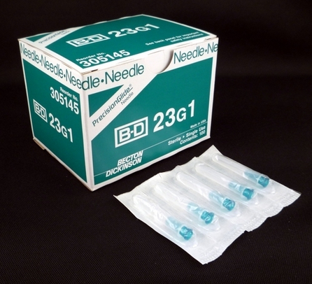 同梱 BD PrecisionGlide™ 23G x 1